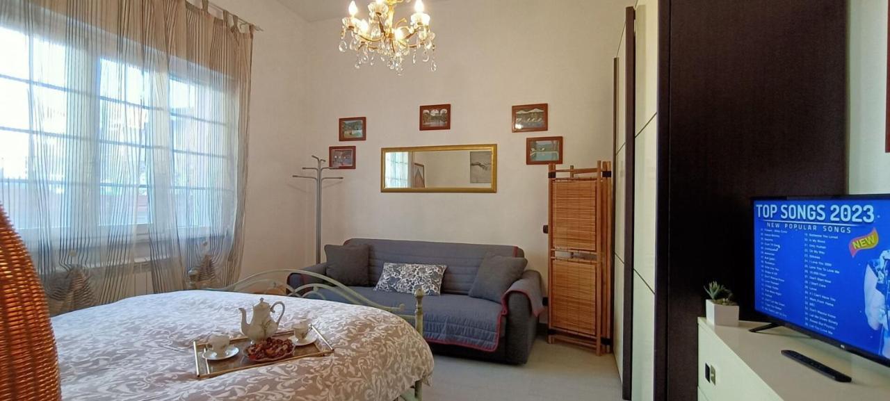 Lovely House Near The Beach Torre del Lago Puccini Luaran gambar